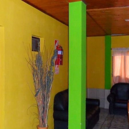 Residencial Arcoiris Hotel Puerto Iguazu Exterior photo
